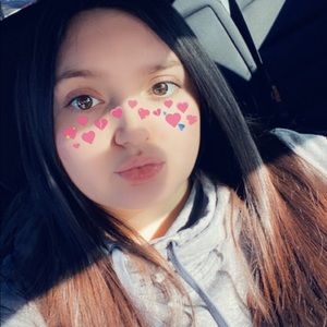 Meet your Posher, Julia